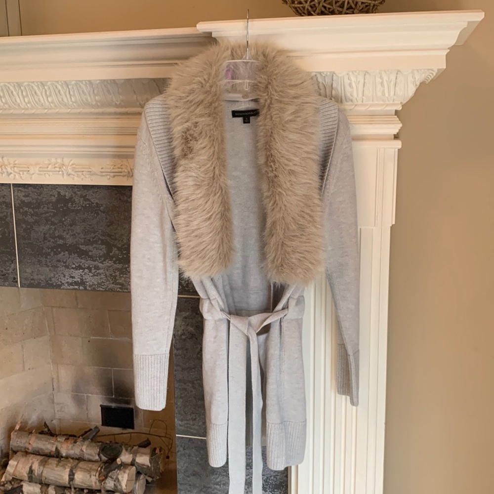 Banana Republic cardigan with faux fur collar, size Small